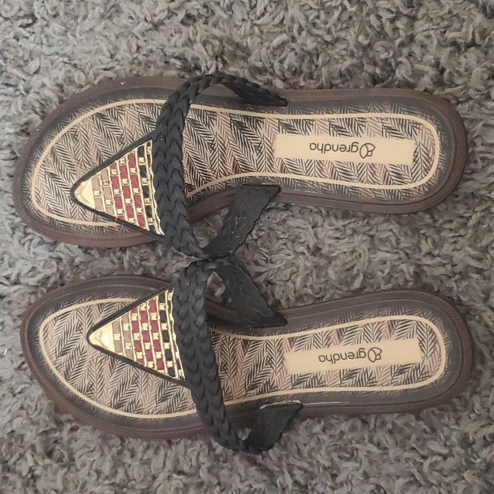 Grendha sandles